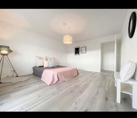 Foto - 4 Zimmer Etagenwohnung in Schwalbach am Taunus