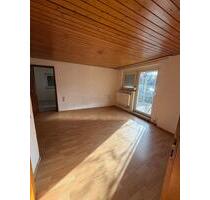 2 Zimmer Wohnung Erdgeschoss Terasse in Maichingen Sindelfingen - Schönaich