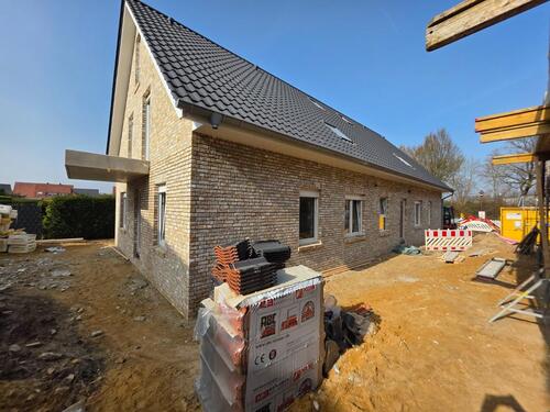 Foto - Erstbezug 4 Zimmer Wohnung + Balkon+ Stellplatz + Bramsche