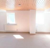 Viel Platz & Altbaucharme: 132 qm Maisonette, Balkon, 5,5 Zimmer - Geislingen