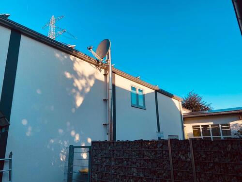 Foto - Verkaufe Traum HHaus 225mHalle270m, 5 Büros ca 60-82m PV- Anlage.