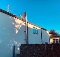 Verkaufe Traum HHaus 225mHalle270m, 5 Büros ca 60-82m PV- Anlage. - Paderborn Elsen Verkaufe Traum HHaus 225mHalle270m, 5 Büros ca 60-82m PV- Anlage. - Paderborn Elsen