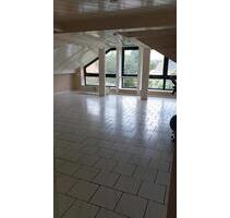 Geräumige Wohnung - 1.300,00&nbsp;EUR Kaltmiete, ca.&nbsp; 120,00&nbsp;m&sup2; in Elsdorf (PLZ: 50189)