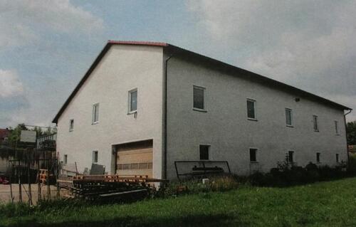 Foto - Maschinen-, Lager-, Produktionshalle zu vermieten