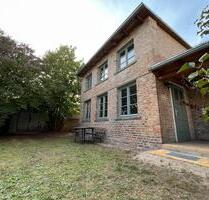 Charmante frisch sanierte Maisonette-Remise zentrale Lage Haus - Luckenwalde