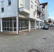 Ladenfläche zu vermieten - 1.000,00&nbsp;EUR Kaltmiete, ca.&nbsp; 4,20&nbsp;m&sup2; in Bensheim (PLZ: 64625)