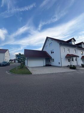 Foto - Top gepflegtes Zweifamilienwohnhaus in Sonniger, ruhiger Siedlung