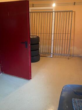 Foto - Lagerraum Lager Lagerabteil Möbel Umzug