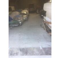 Stellplätze in einem verschlossenen,trockenen Gebäude zu - Büren