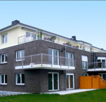 Moderne Wohnung mit Fahrstuhl und großem Balkon - Geestland