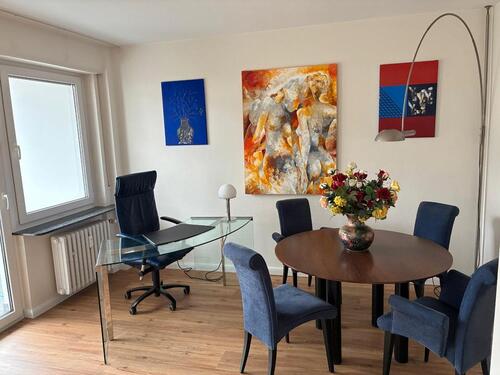 Foto - Exklusiv möbliert: Design-Apartment mit Loggia & Außenstellplatz