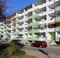 Erdgeschosswohnung mit ebenerdiger Dusche und Aufzug - Dessau-Roßlau