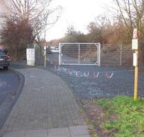 Stellplatz für Fahrzeuge u.Wohnmobile etc. mit Überlänge K-Niehl - Köln Nippes