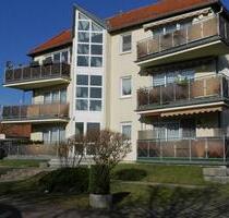 Moderne und helle 4-Raumwohnung mit Balkon, Keller und PKW-Stellplatz - Gräfenhainichen