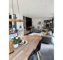 Modernes Familienhaus Bj. 2019 mit ELW & Smart Home – A+ - Dentlein am Forst