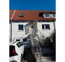 Reihenmittelhaus zu vermieten - 830,00&nbsp;EUR Kaltmiete, ca.&nbsp; 70,00&nbsp;m&sup2; in Bovenden (PLZ: 37120)