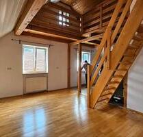 Helle 3-Zimmer DG-Wohnung mit Galerie & Balkon - Freising Am Vogelherd