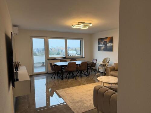 Foto - Exklusive 4-Zimmer-Wohnung mit großer Terrasse