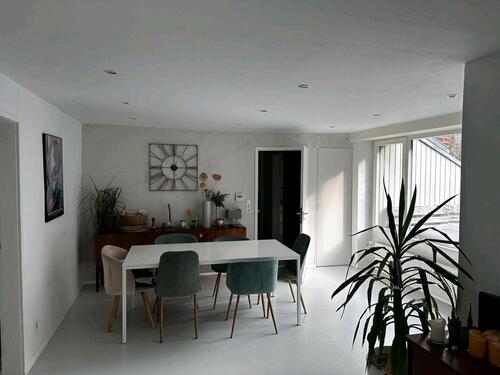 Foto - WG Zimmer in 3er WG Stuttgart Mitte wartet auf DICH!