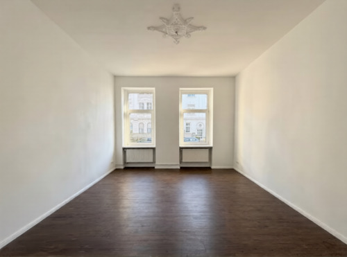 Foto - Wunderschöne 4-Zimmer-Wohnung in der Wilhelm-Raabe-Str. (120 m²)
