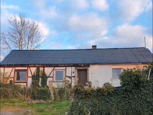 Foto - Sanierungsbedürftiges Haus in Diemelsee Adorf zu Vermieten