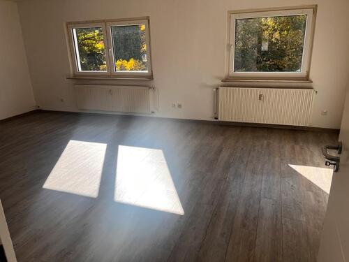 Foto - Helle 3-Zimmer Wohnung ,ca 84 m2-modern & gemütlich 630 Euro kalt
