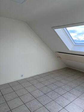 Foto - 1 Zimmer Dachgeschoßwohnung zur Miete in Mannheim