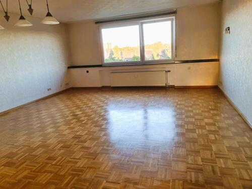 Foto - Exklusive 4-Zimmer-Wohnung - ruhig und zentral - in Duisburg-Süd
