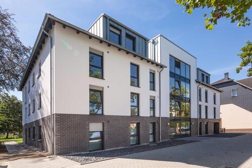 Foto - Moderne 4 Zimmer Wohnung mit großem Balkon!