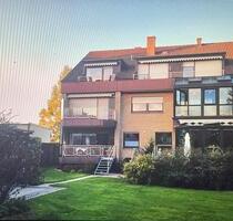 sonnige 2 Zimner Dachgeschosswohnung mit Südbalkon - Bielefeld Heepen