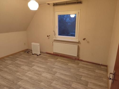 Foto - Großzügiges Einfamilienhaus mit Garten, Garage und viel Platz