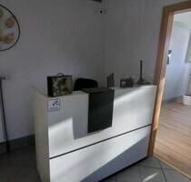 Praxisräume zu vermieten - 550,00&nbsp;EUR Kaltmiete, ca.&nbsp; 57,00&nbsp;m&sup2; in Wilhelmshaven (PLZ: 26386) Altengroden