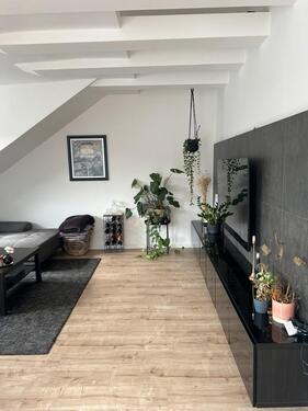 Foto - Tolle 3-Zimmer Wohnung mit Loggia & Einbauküche