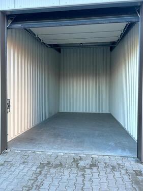 Foto - Gewerbehalle Werksatt Garage Lagerhalle