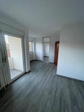 Foto - Renovierte 3-Zimmer-Wohnung in N-Langwasser ***Besichtigung: Dienstag, 09.12.2025***