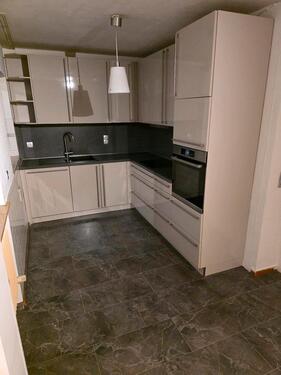 Foto - 4 Zimmer Wohnung 97qm zu vermieten inkl. Garage