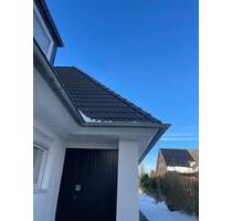 Attraktive 2,5-Zimmer DG-Wohnung OHNE BALKON in Oststeinbek zu vermieten!