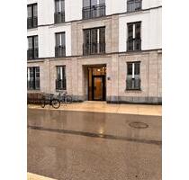 Luxuriöse 2-Zimmer-Wohnung mit Küche am Nockherberg - München Bogenhausen