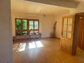 Foto - Freistehendes Haus mit viel Potential – 2 Wohneinheiten möglich,