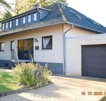 Einfamilienhaus mit moderner Anliegerwohnung in 30851 Langenhagen