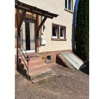 Doppelhaushälfte mit Garten und Potential für mehr ! - Collenberg