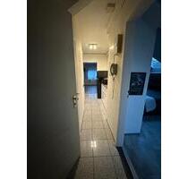 2-Zimmer-DG mit Einbauküche Top-Lage Nähe Uni ,Bahnhof! - Villingen-Schwenningen