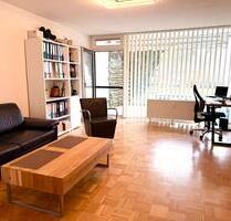 Schöne 2-Zimmer-Wohnung mit großer Terrasse, Tiefgarage - Bergen