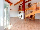 Foto - Besonderes Wohnerlebnis im Maisonette-Stil – offen, lichtdurchflutet, mit Balkon, Garten & Terrasse