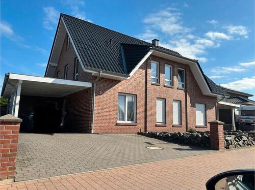 Foto - Solides Zweifamilienhaus BJ 2014