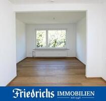 Renovierte 2-Zimmer-Wohnung mit West-Balkon in zentraler Lage in Edewecht (Friedrichsfehn)