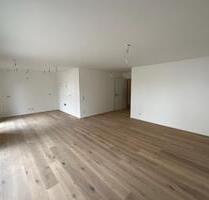 ERSTBEZUG! Exklusive 3-Zimmer-Gartenwohnung mit Einbauküche - Großkarolinenfeld