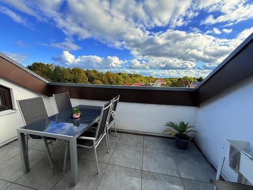 Foto - Großzügige 3-Zimmer Dachgeschosswohnung in ruhiger Lage