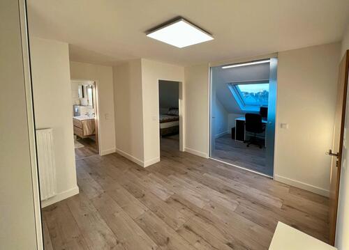 Foto - 3 Zimmer Dachgeschoßwohnung zur Miete in Voerde (Niederrhein)