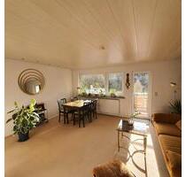 Balkon + Parkblick + zentral: helle 2-Zi.-Wohnung in Stuttgart